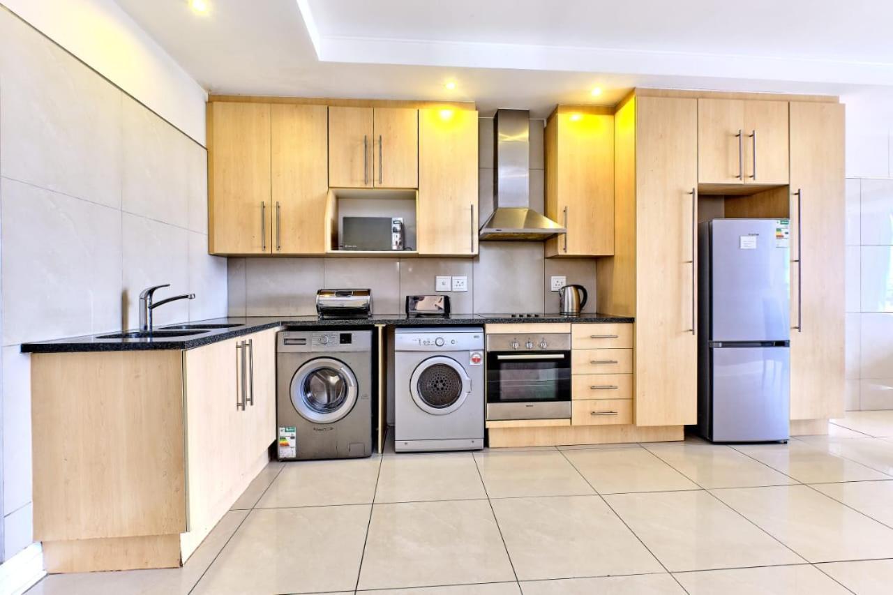 Sandton Serviced Apartments@Hydro Johannesburg Pokoj fotografie